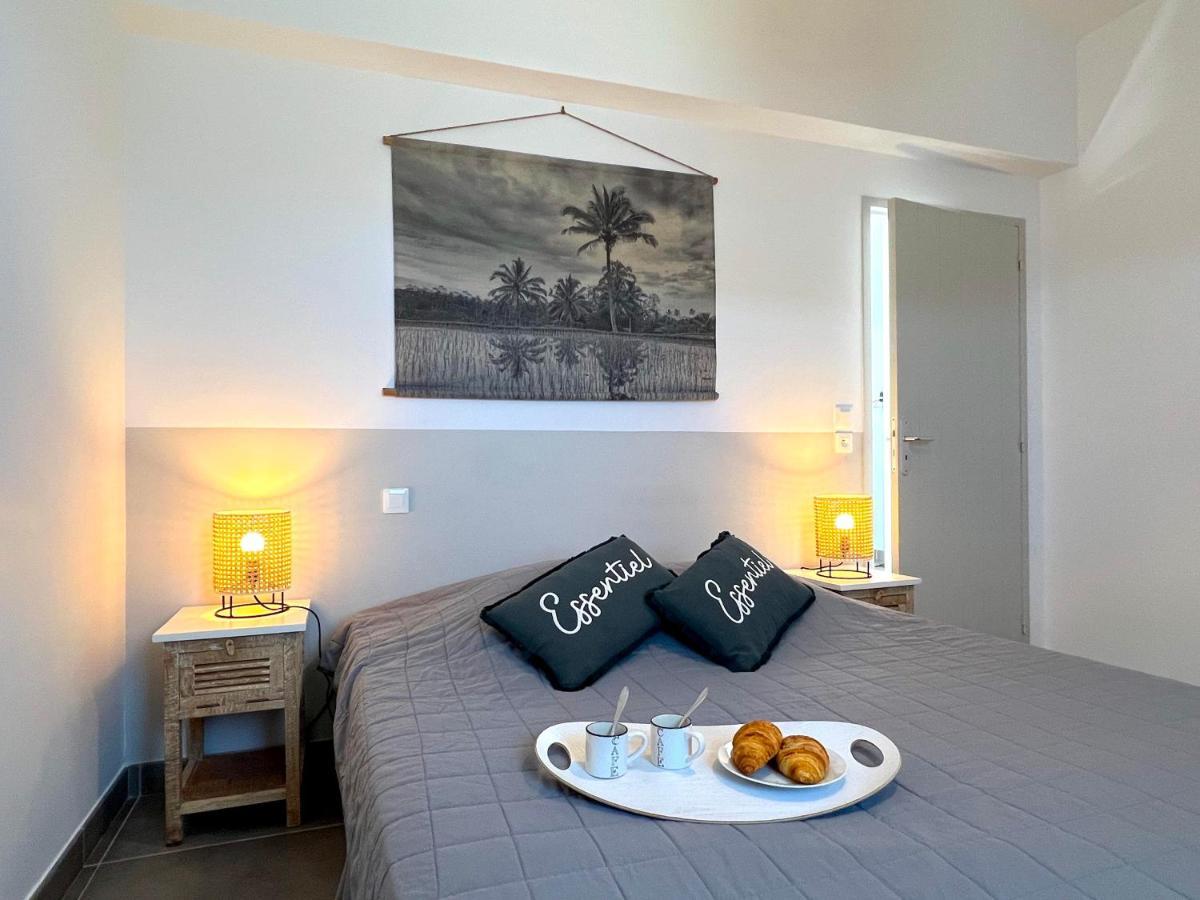 Le Clos Des Vieux Moulins Holiday home La Flotte