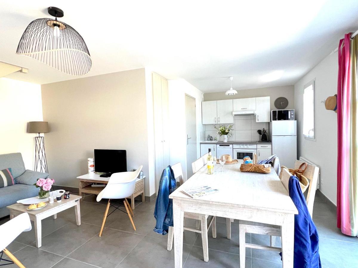Le Clos Des Vieux Moulins Holiday home La Flotte